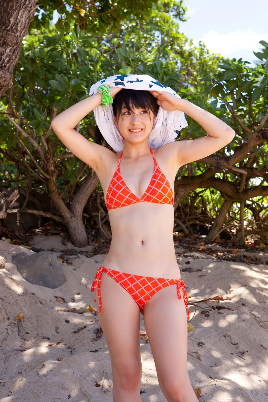 [Sách điện tử H!P] Tập ảnh Tsugunaga Momoko số 77 - 75