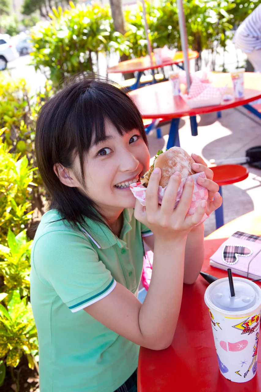 [Sách điện tử H!P] Tập ảnh Tsugunaga Momoko số 77 - 10