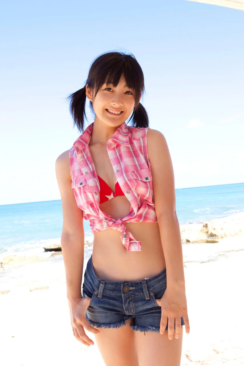 [Sách điện tử H!P] Tập ảnh Tsugunaga Momoko số 77 - 70